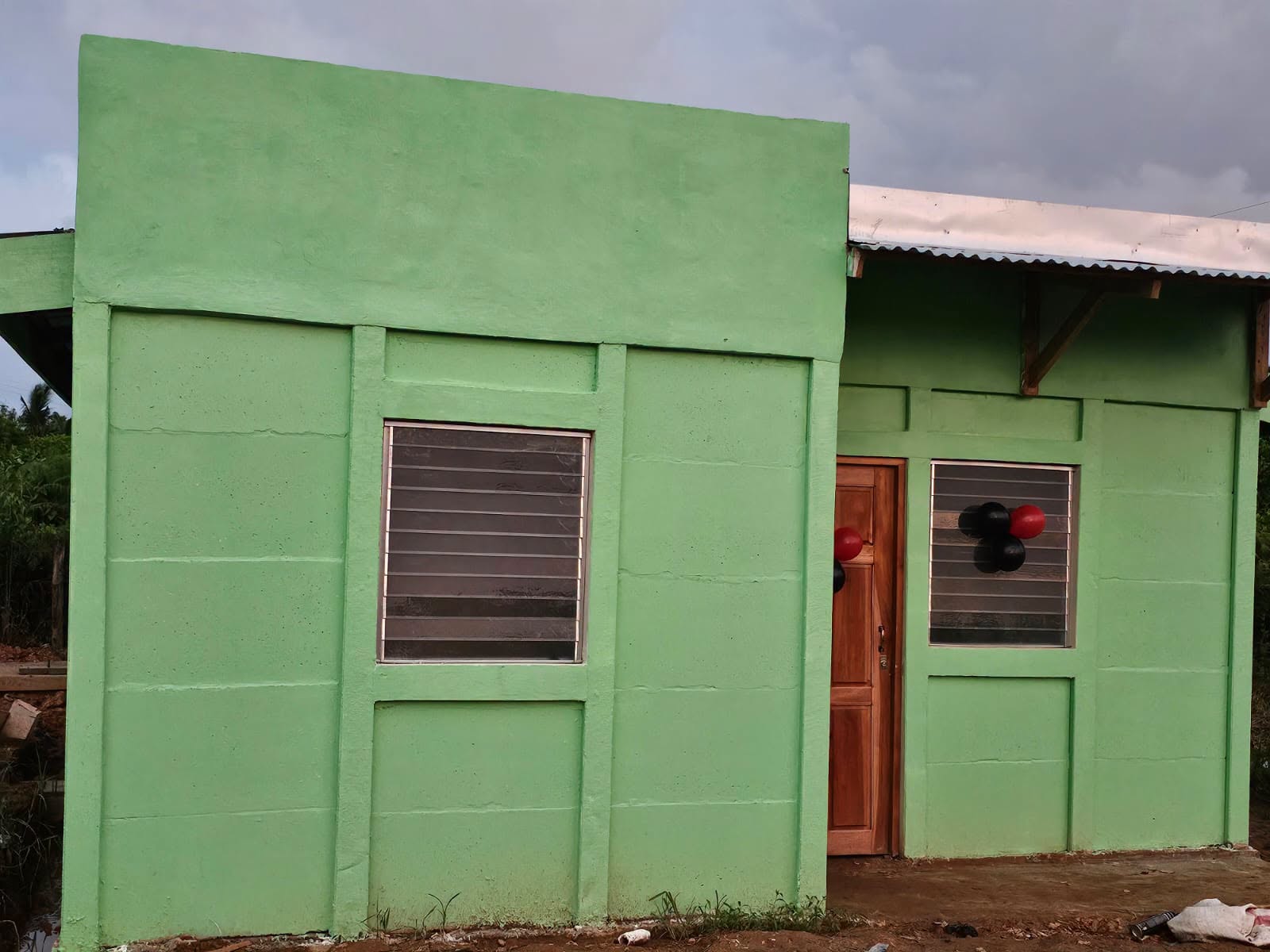 Alcaldia de Bluefields entrega viviendas dignas.